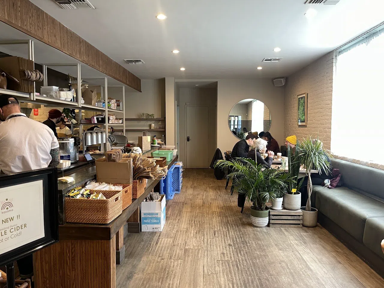 Where Chicago Eats When It Isn't Eating Pizza